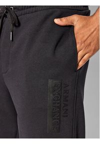 Armani Exchange Spodnie dresowe 6LZPBE ZJCAZ 1200 Czarny Regular Fit. Kolor: czarny. Materiał: bawełna, dresówka #5