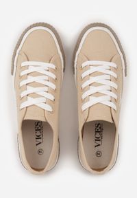 Born2be - Beżowe Trampki VICES na Grubej Podeszwie z Tłoczeniami z Trójkątną Aplikacją Bolirea. Nosek buta: okrągły. Zapięcie: sznurówki. Kolor: beżowy. Materiał: materiał. Wzór: aplikacja. Obcas: na obcasie. Wysokość obcasa: niski #8