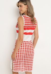 Born2be - Biało-Czerwona Dopasowana Sukienka z Bawełny o Ażurowym Wykończeniu bez Rękawów Balmalia. Okazja: na co dzień, na imprezę. Kolor: biały. Materiał: bawełna. Długość rękawa: bez rękawów. Wzór: ażurowy. Typ sukienki: dopasowane, proste. Styl: wakacyjny, casual, elegancki, wizytowy #5