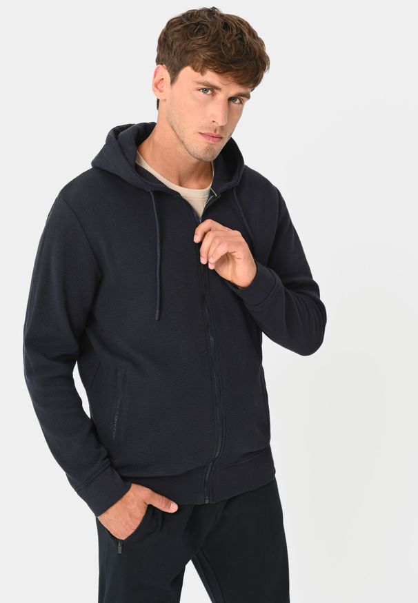 Volcano - Bluza bawełniana B-LERMO. Okazja: na co dzień. Typ kołnierza: kaptur. Materiał: bawełna. Wzór: napisy. Styl: klasyczny, casual, sportowy