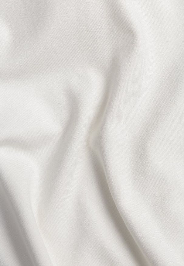 Renee - Biały Top z Wiskozy na Podwójnych Ramiączkach Indrea. Okazja: na co dzień. Kolor: biały. Materiał: wiskoza. Długość rękawa: na ramiączkach. Styl: klasyczny, casual