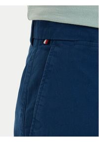 TOMMY HILFIGER - Tommy Hilfiger Szorty materiałowe Denton 9.5 MW0MW42351 Niebieski Slim Fit. Kolor: niebieski. Materiał: bawełna #4