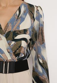 Born2be - Beżowy Kombinezon z Kopertową Górą i Szerokimi Spodniami oraz Paskiem Elavina. Kolor: beżowy #5