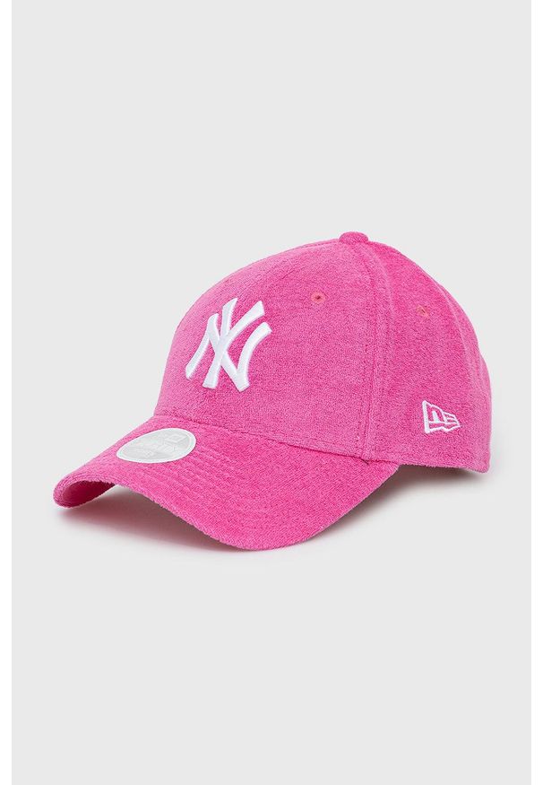 New Era czapka kolor różowy z aplikacją. Kolor: różowy. Wzór: aplikacja