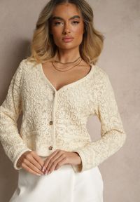 Renee - Beżowy Haftowany Kardigan z Bawełny na Guziki Sarivna. Okazja: na co dzień. Kolor: beżowy. Materiał: bawełna. Wzór: haft. Styl: casual #5