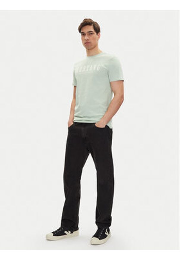 Mustang T-Shirt Austin 1016480 Zielony Regular Fit. Kolor: zielony. Materiał: bawełna