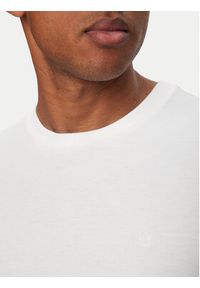 Calvin Klein T-Shirt LV04LB275G Biały Relaxed Fit. Kolor: biały. Materiał: bawełna #6