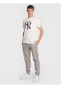 New Era T-Shirt New York Yankees Team Logo 11863818 Biały Regular Fit. Kolor: biały. Materiał: bawełna #5