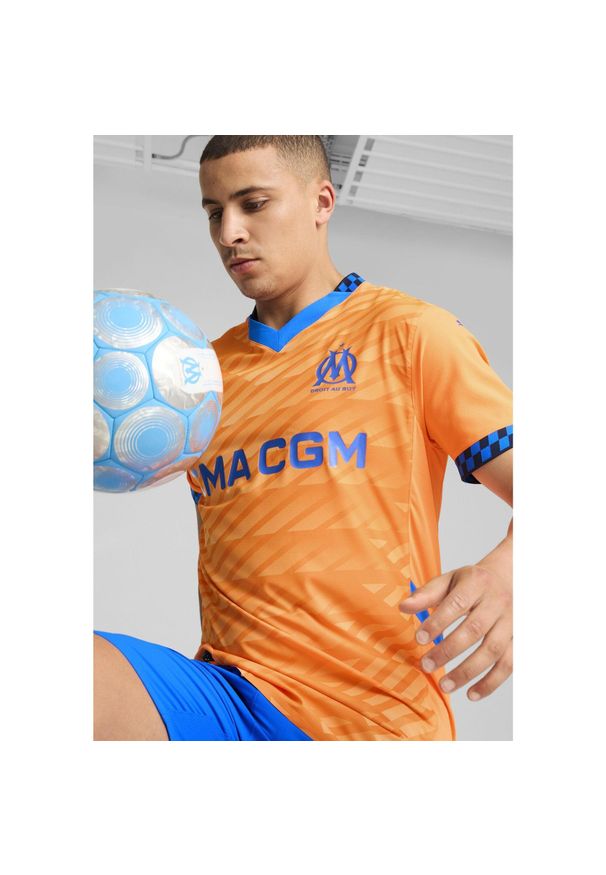 Puma - Męska koszulka Olympique Marsylia 24/25 PUMA. Kolor: pomarańczowy, wielokolorowy, niebieski, żółty. Sport: piłka nożna