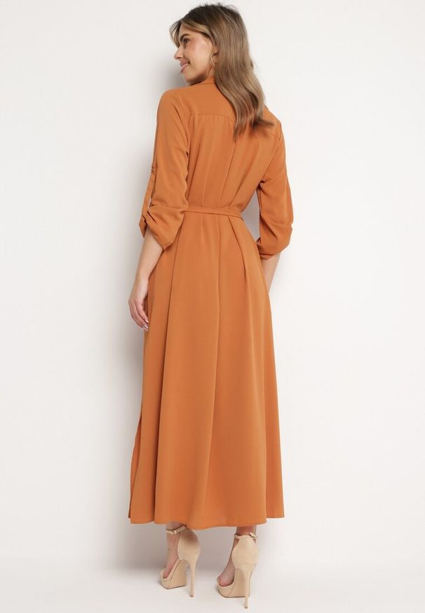 Born2be - Brązowa Rozpinana Sukienka Koszulowa z Regulowanymi Rękawami Grimoire. Kolor: brązowy. Typ sukienki: koszulowe. Styl: wizytowy, elegancki