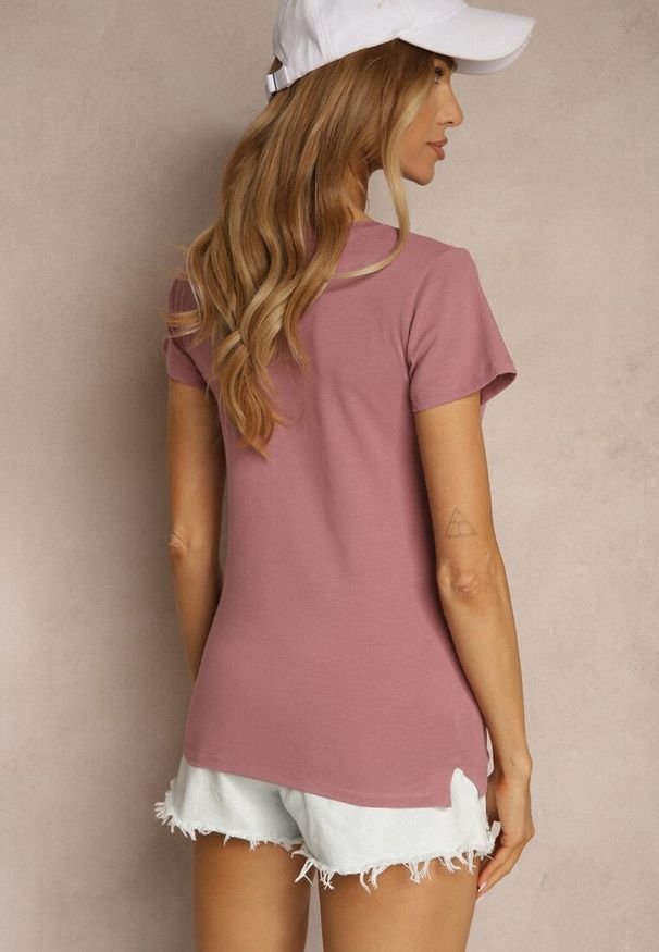 Renee - Ciemnoróżowy Bawełniany T-shirt z Trójkątnym Dekoltem Linalitia. Okazja: na co dzień. Kolor: różowy. Materiał: bawełna. Styl: casual