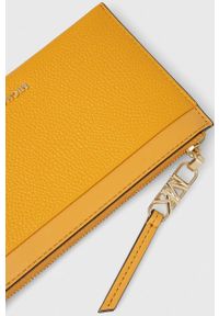 MICHAEL Michael Kors portfel skórzany damski kolor żółty. Kolor: żółty. Materiał: skóra #2
