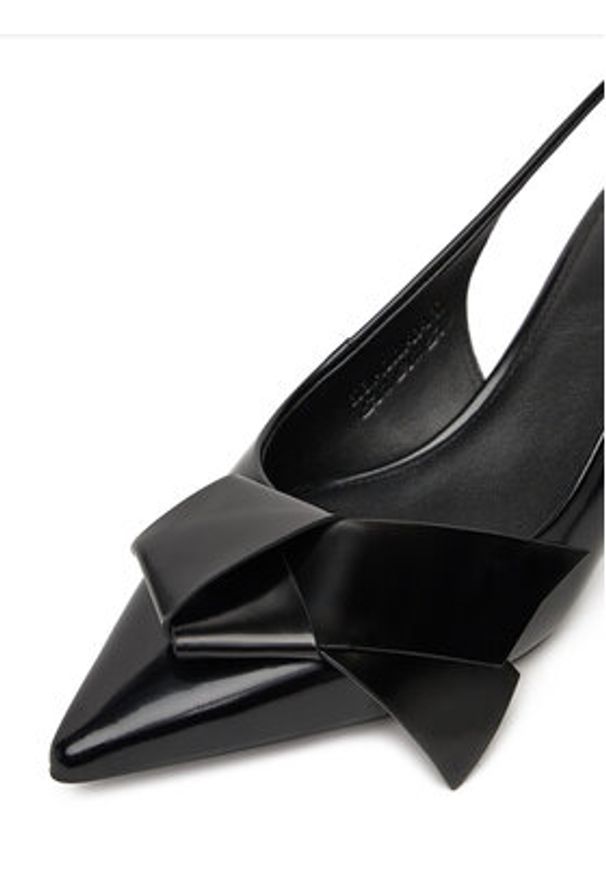 Gino Rossi Czółenka EDEN-V2020-13-1 Czarny. Kolor: czarny. Materiał: lakier, skóra