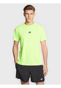 New Balance Koszulka techniczna Impact Run MT23277 Zielony Athletic Fit. Kolor: zielony. Materiał: syntetyk. Sport: bieganie