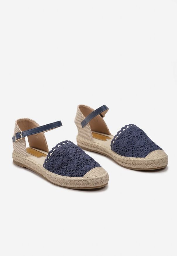 Born2be - Niebieskie Espadryle Laifa. Zapięcie: klamry. Kolor: niebieski. Materiał: materiał, len, koronka. Szerokość cholewki: normalna. Wzór: ażurowy, koronka. Obcas: na płaskiej podeszwie