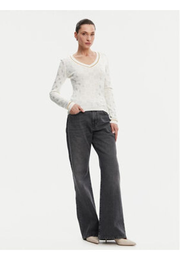 Guess Sweter W5GR07 Z3D60 Beżowy Regular Fit. Kolor: beżowy. Materiał: wiskoza