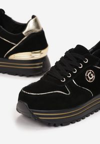 Born2be - Czarne Sneakersy na Grubej Podeszwie z Wkładką ze Skóry Naturalnej Boza. Nosek buta: okrągły. Zapięcie: sznurówki. Kolor: czarny. Materiał: skóra. Obcas: na obcasie. Wysokość obcasa: niski