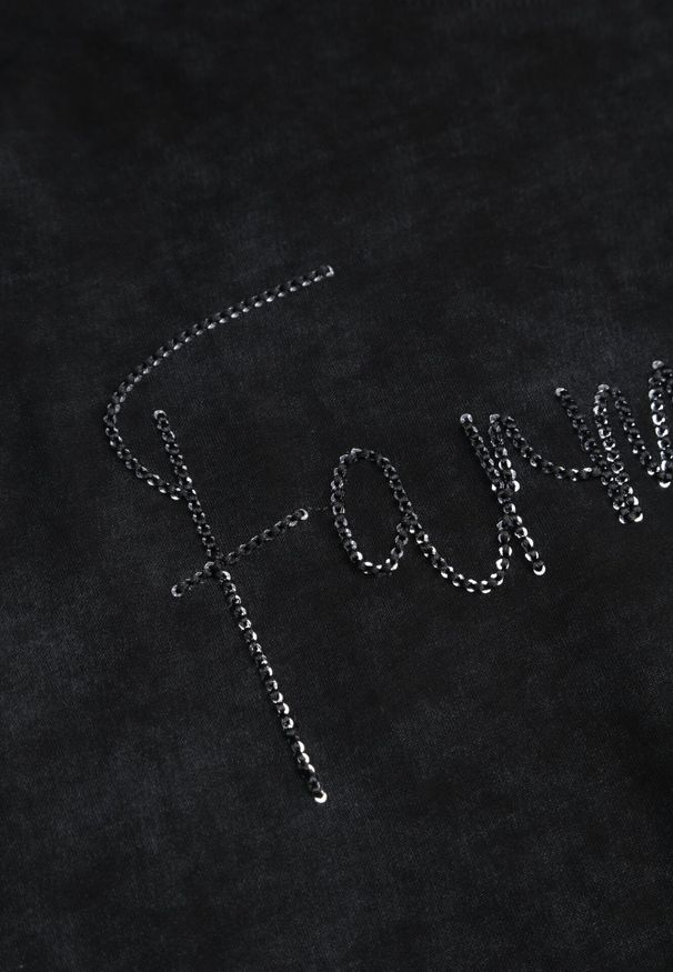 Born2be - Czarny Bawełniany T-shirt Oversize z Haftowanym Napisem z Cekinami Aewai. Okazja: na co dzień. Kolor: czarny. Materiał: bawełna. Wzór: haft, napisy. Styl: casual, elegancki