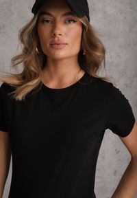 Renee - Czarny T-shirt z Bawełny z Okrągłym Dekoltem Nedima. Okazja: na co dzień. Kolor: czarny. Materiał: bawełna. Styl: klasyczny, casual #6