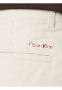 Calvin Klein Jeans Chinosy 90s LV04RF619G Biały Straight Fit. Kolor: biały. Materiał: bawełna #4