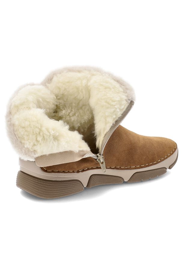 Śniegowce damskie Rieker, futerko na solidnej podeszwie i zapinane na suwak, brązowe, 45966-20. Zapięcie: klamry. Kolor: brązowy. Materiał: futro. Szerokość cholewki: normalna. Sezon: zima. Styl: sportowy, elegancki