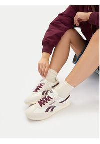 Reebok Sneakersy CEO-FIORI AR30309W-CRY Écru. Materiał: zamsz, skóra