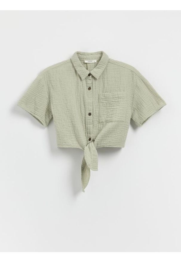 Reserved - Muślinowa koszula z wiązaniem - oliwkowy. Kolor: oliwkowy. Materiał: bawełna. Długość: krótkie