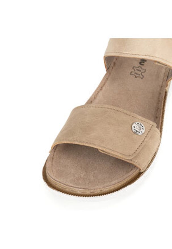 Inblu Sandały CN310200 Złoty. Kolor: złoty. Materiał: syntetyk