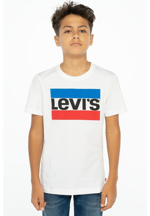 Levi's® - Levi's T-shirt dziecięcy kolor biały z nadrukiem. Okazja: na spotkanie biznesowe, na co dzień. Kolor: biały. Materiał: dzianina. Wzór: nadruk. Styl: biznesowy, casual
