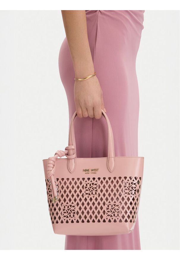 Nine West Torebka CEO-Essex Light-LDA8698A Różowy. Kolor: różowy. Materiał: skórzane