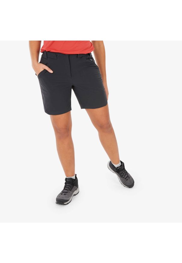 quechua - Spodenki turystyczne damskie Quechua MH500. Kolor: czarny. Materiał: poliamid, poliester, materiał, elastan. Sport: turystyka piesza