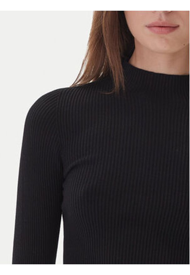 Kontatto Golf 3M0816C Czarny Regular Fit. Typ kołnierza: golf. Kolor: czarny. Materiał: syntetyk