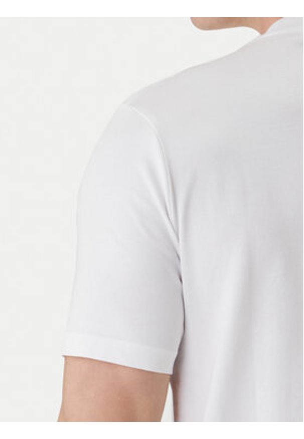 Karl Lagerfeld - KARL LAGERFELD T-Shirt 755052 562235 Biały Regular Fit. Typ kołnierza: dekolt w karo. Kolor: biały. Materiał: bawełna