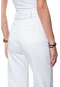 Wrangler - DAMSKI KOMBINEZON WRANGLER OVERALL FLARE WHITE W29PDM989 112128586 #9