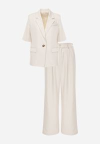 Born2be - Beżowy Garniturowy Komplet Marynarka na Krótki Rękaw i Szerokie Spodnie Amalilia. Kolor: beżowy. Materiał: szyfon #6