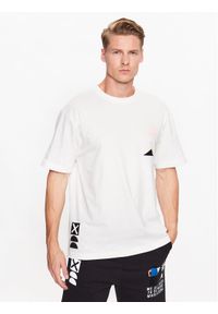 Only & Sons T-Shirt 22025413 Biały Regular Fit. Kolor: biały. Materiał: bawełna