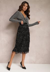 Renee - Czarna Plisowana Spódnica Midi z Frędzlami Alastrina. Kolor: czarny. Materiał: materiał #5
