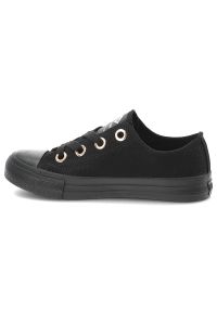 Trampki damskie Lee Cooper, cholewka z materiału tekstylnego wiązanie z przodu metalowe oczka na płaskiej podeszwie, czarne, LCW-26-02-4069L SVL-653. Okazja: na co dzień. Zapięcie: sznurówki. Kolor: czarny. Materiał: materiał. Szerokość cholewki: normalna. Obcas: na płaskiej podeszwie. Styl: casual, klasyczny #4