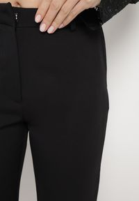Born2be - Czarne Garniturowe Spodnie z Wysokim Stanem i Prostymi Nogawkami Liea. Stan: podwyższony. Kolor: czarny. Materiał: tkanina #3