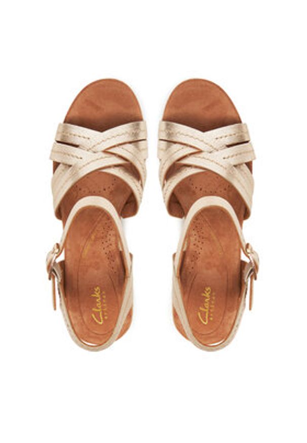 Clarks Espadryle Sabina Strap 26181463 Złoty. Kolor: złoty. Materiał: skóra