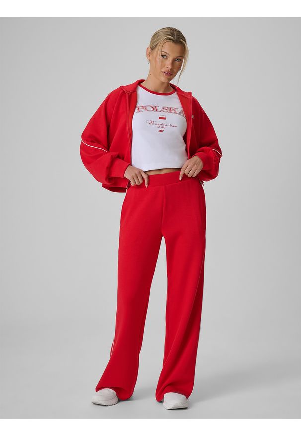 4f - 4F Bluza dresowa regular bez kaptura damska - czerwona L. Okazja: na co dzień. Typ kołnierza: bez kaptura. Kolor: czerwony. Materiał: dresówka. Długość rękawa: raglanowy rękaw. Długość: długie. Styl: casual, sportowy