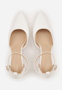 Renee - Białe Czółenka Vices na Klepsydrze z Noskiem w Szpic i Klamerką Nusithia. Okazja: na co dzień. Zapięcie: sprzączka. Kolor: biały. Materiał: jeans. Styl: casual, elegancki #5