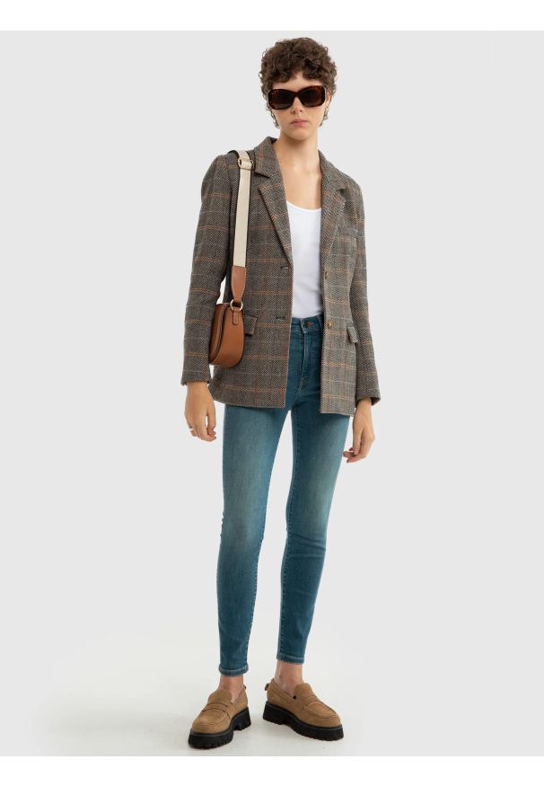 Big-Star - Jeansy damskie push up z wysokim stanem niebieskie Melinda High Waist 327. Okazja: na co dzień. Stan: podwyższony. Kolor: niebieski. Styl: klasyczny, casual, retro, elegancki