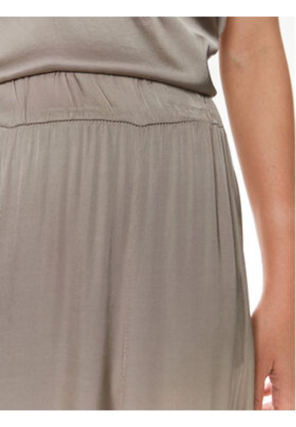 ViCOLO Spódnica trapezowa TB0036 Beżowy Regular Fit. Kolor: beżowy. Materiał: wiskoza