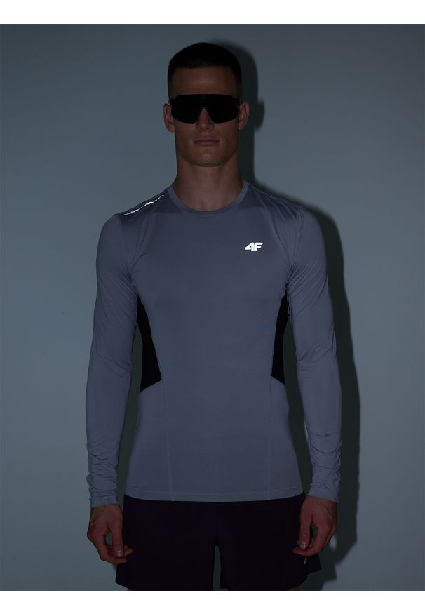 4f - 4F Longsleeve do biegania szybkoschnący męski - szary S. Kolor: szary. Materiał: dzianina, poliester, włókno, materiał, elastan. Długość rękawa: długi rękaw. Długość: krótkie. Wzór: gładki, ze splotem. Sport: fitness, bieganie