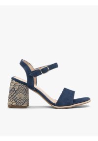 Ryłko - Granatowe sandały na dekoracyjnie obleczonym obcasie. Kolor: niebieski. Materiał: skóra, welur. Obcas: na obcasie. Styl: street. Wysokość obcasa: średni #1