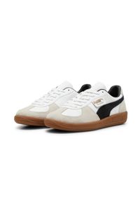 Tenisówki Puma Model Palermo Lth Kolor Biały. Zapięcie: sznurówki. Kolor: biały. Materiał: guma, skóra, syntetyk, materiał, zamsz. Szerokość cholewki: normalna. Sport: turystyka piesza