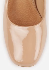 Born2be - Ciemnobeżowe Lakierowane Czółenka na Obcasie ze Skórzaną Wkładką Naorisa. Kolor: beżowy. Materiał: skóra, lakier. Obcas: na obcasie. Styl: klasyczny. Wysokość obcasa: średni #8