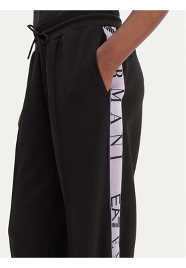 EA7 Emporio Armani Spodnie dresowe 7W001155 AF12501 UC001 Czarny Relaxed Fit. Kolor: czarny. Materiał: syntetyk