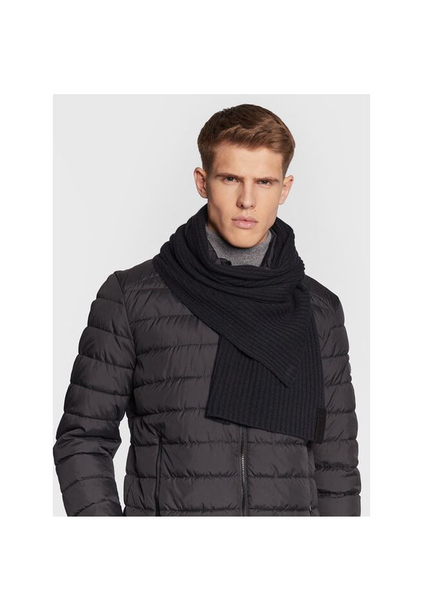 Szalik Calvin Klein. Kolor: czarny